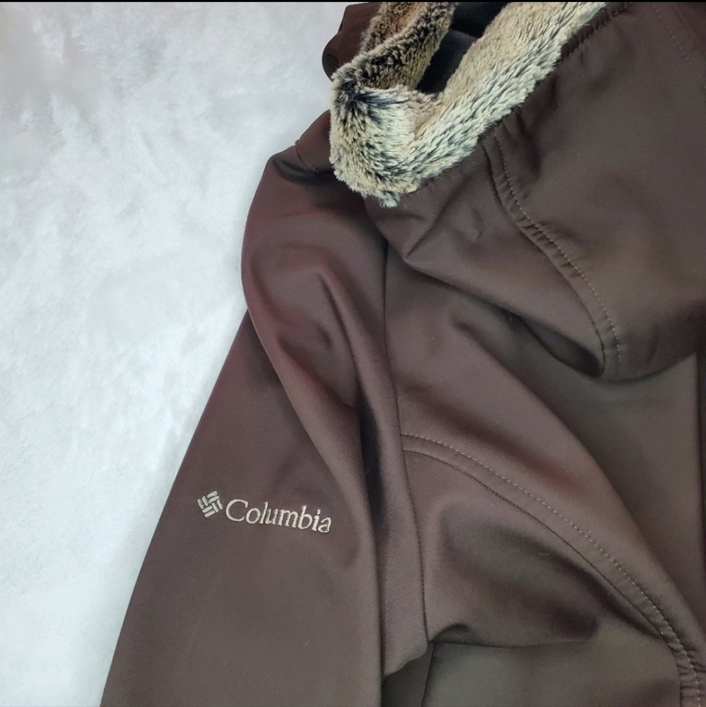 Columbia Jacket - Picture 8 of 8